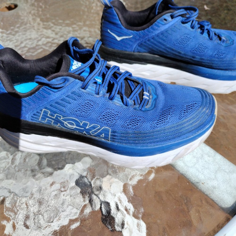 Hoka Bondi 6 blue men size 8D/women size 9D price cut